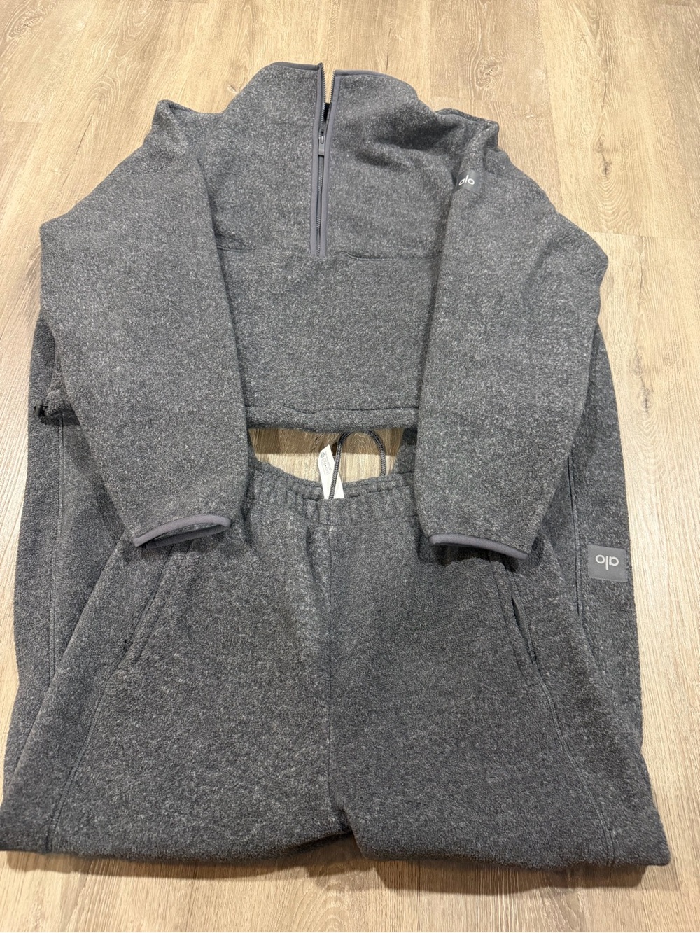 ALO Yoga the set Charcoal Gray Cozy Lined Hoodie